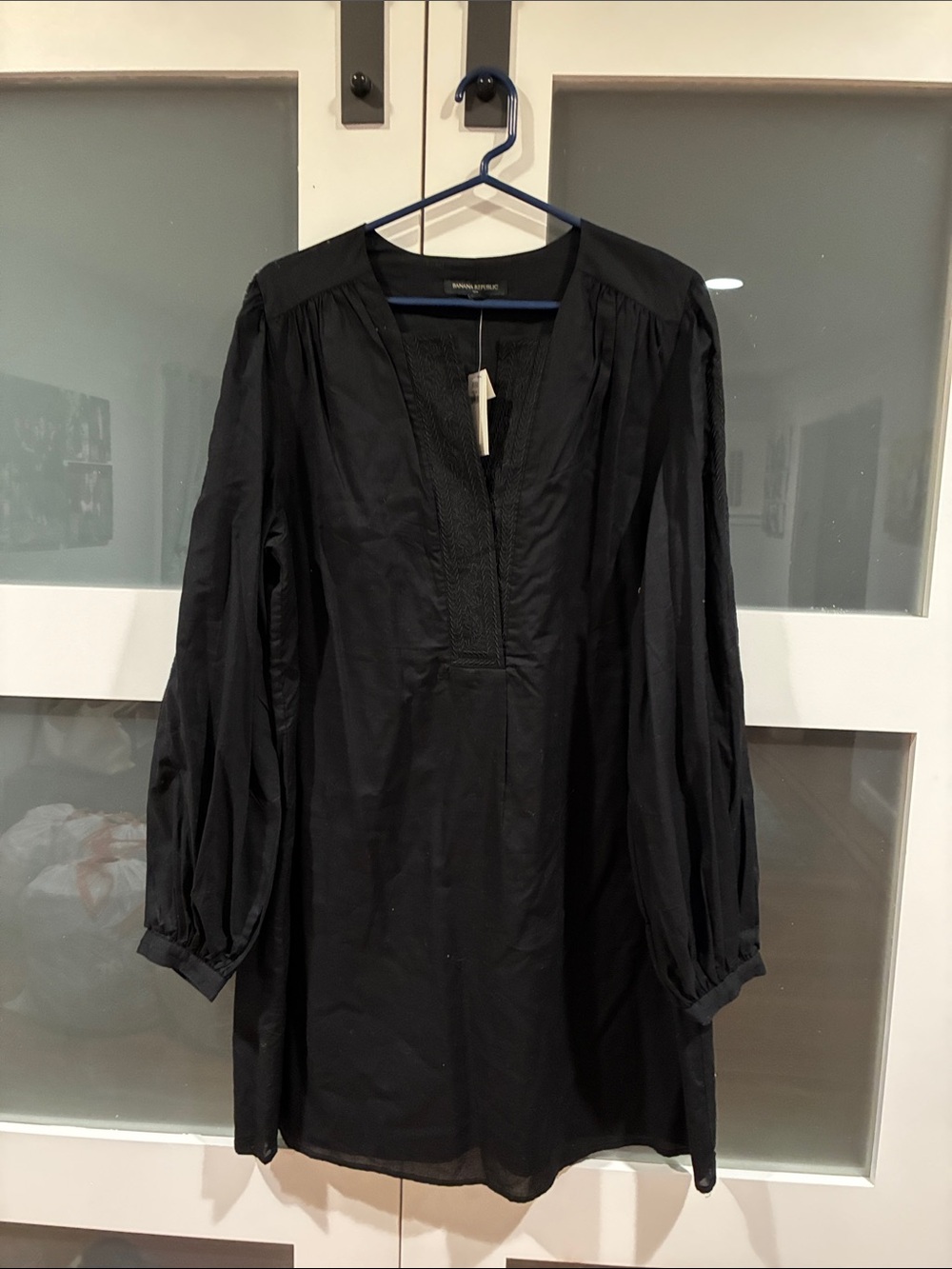 Banana Republic Factory Black Long-Sleeve V-Neck Tunic Dress